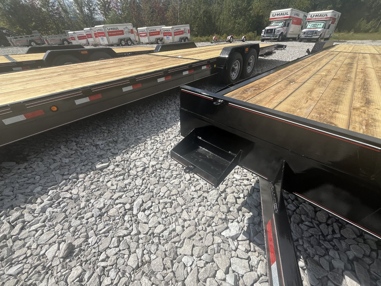 New 2025 Trailblazer 82X36 TRIPLE AXLE 2 CAR HAULER 21K