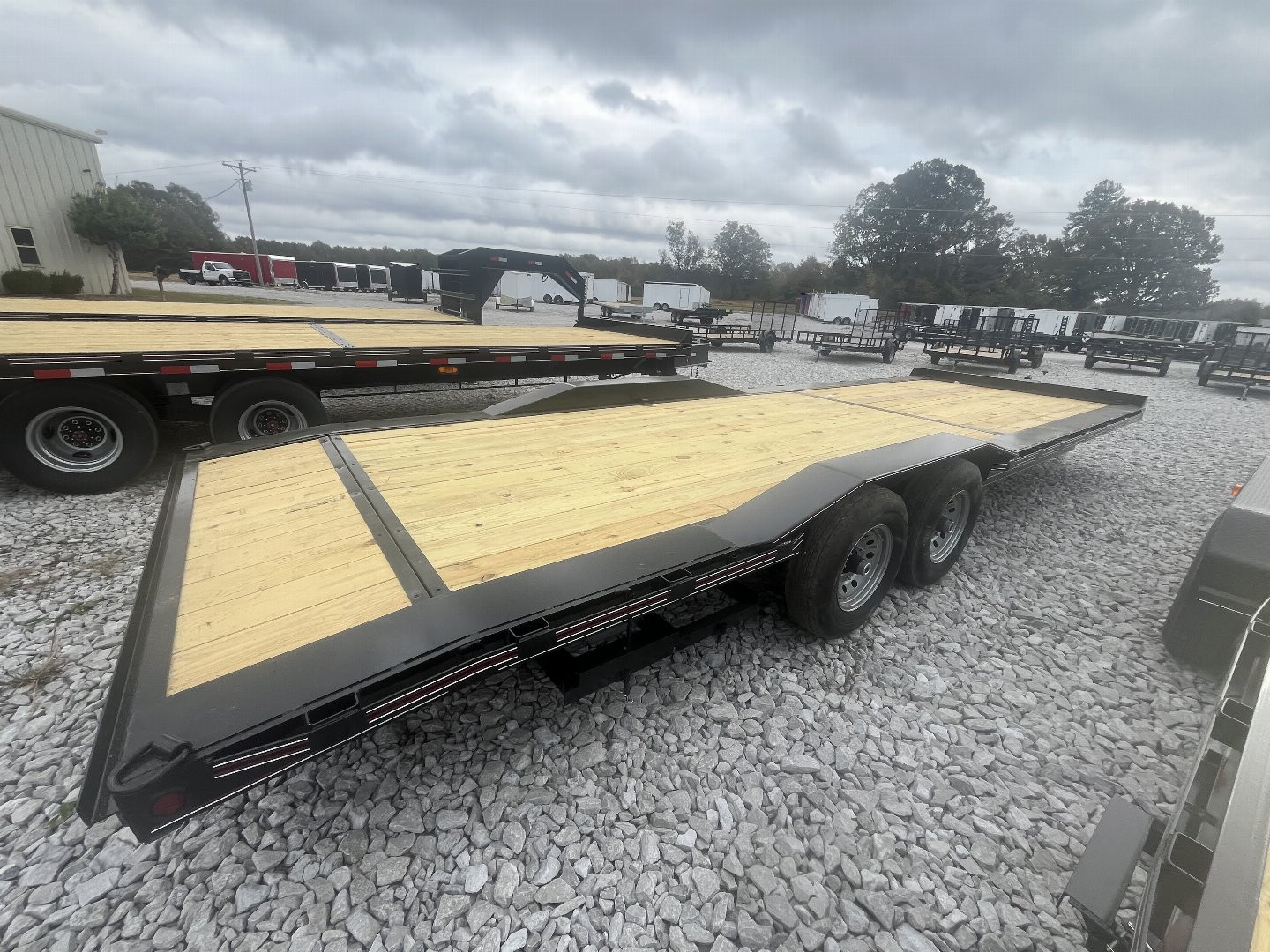 New 2025 Trailblazer 102X26 EQUIPMENT TRAILER W/DRIVE OVER FENDERS