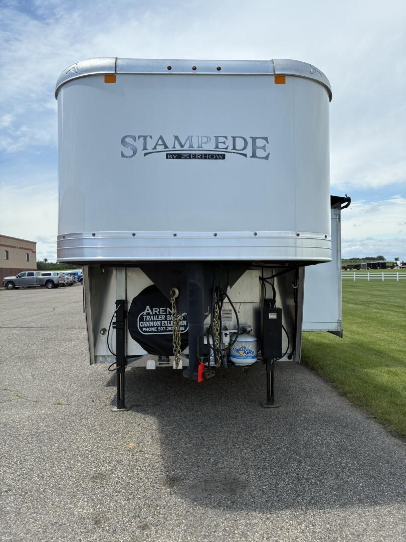 Used 2021 Merhow 4H 14LQ Horse Trailer