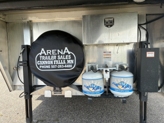 Used 2021 Merhow 4H 14LQ Horse Trailer