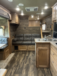Used 2021 Merhow 4H 14LQ Horse Trailer