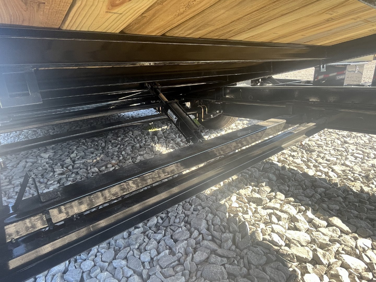 New 2025 Sure-Trac 7X18+4 TILT TRAILER 14K