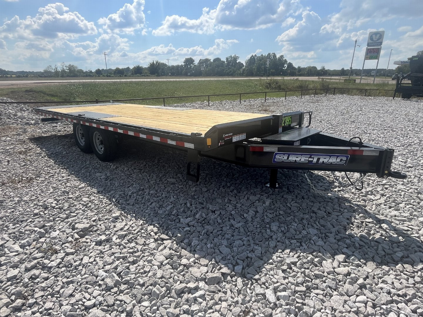 New 2025 Sure-Trac 22 FOOT FULL POWER TILT 14K DECKOVER
