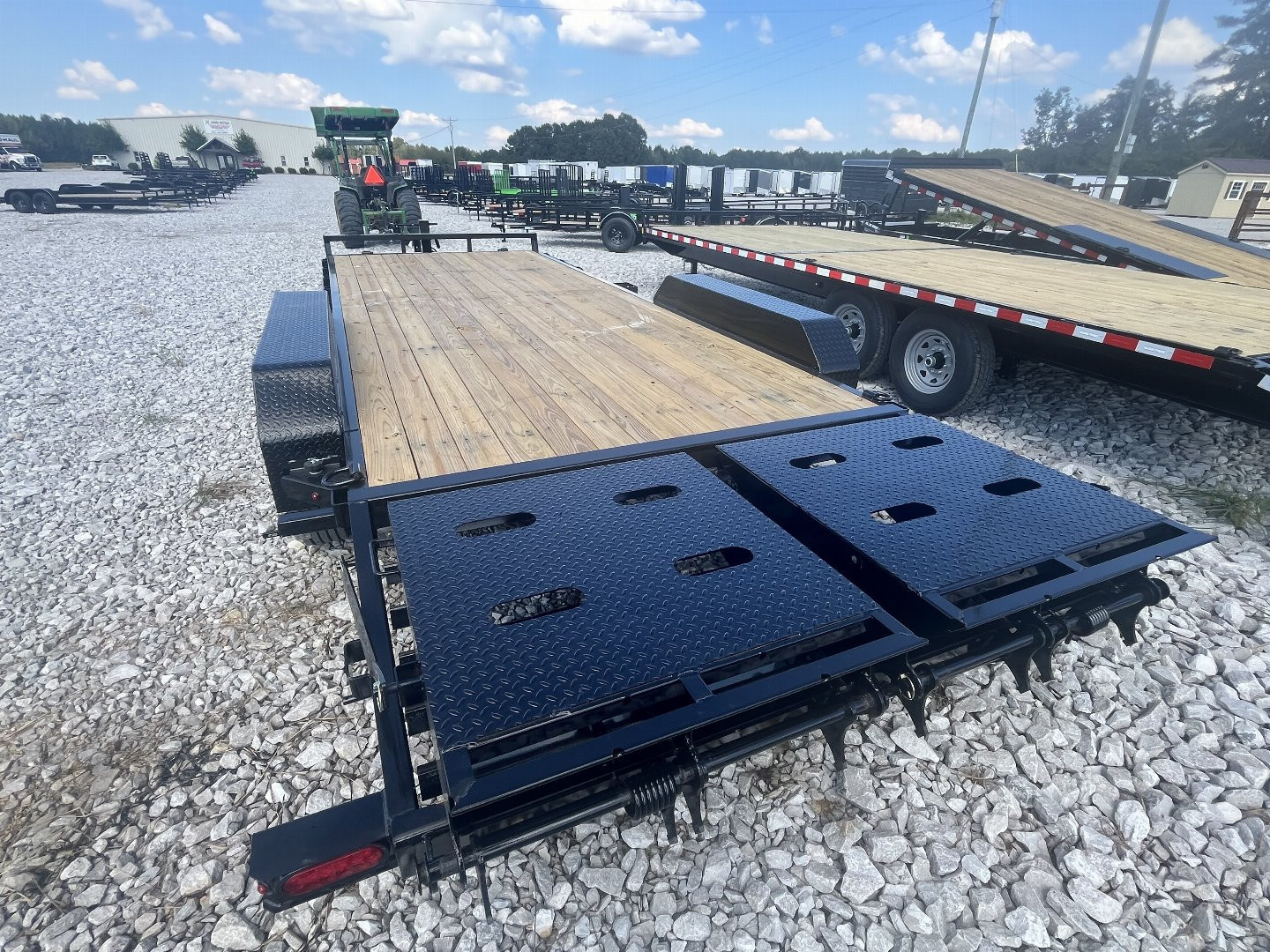New 2025 SURE-TRAC ST 82"x20' Equipment Trailer 16K