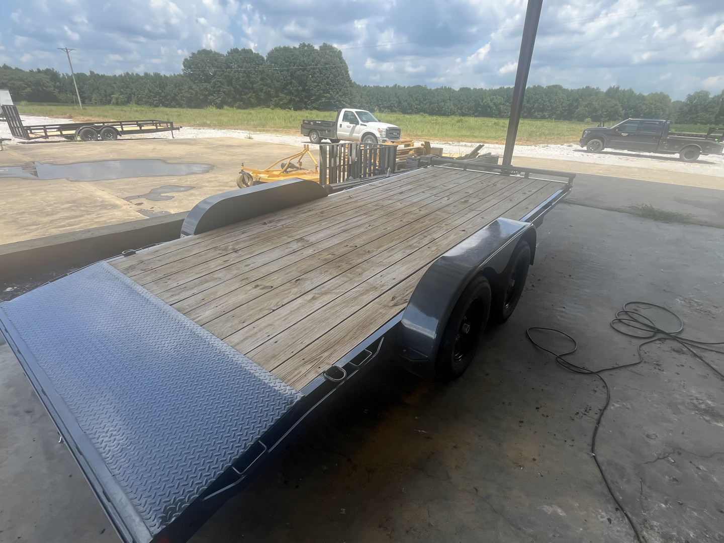 Used 2022 Lamar Trailers 83X18 Car Hauler 7K