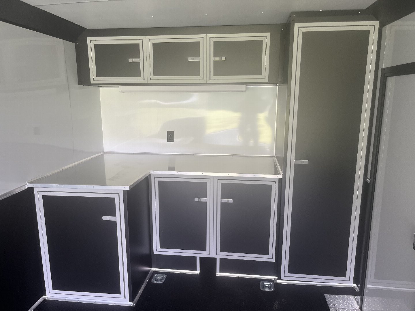 New 2025 UNITED TRAILERS PREM-8.528TA52 Car / Racing Trailer