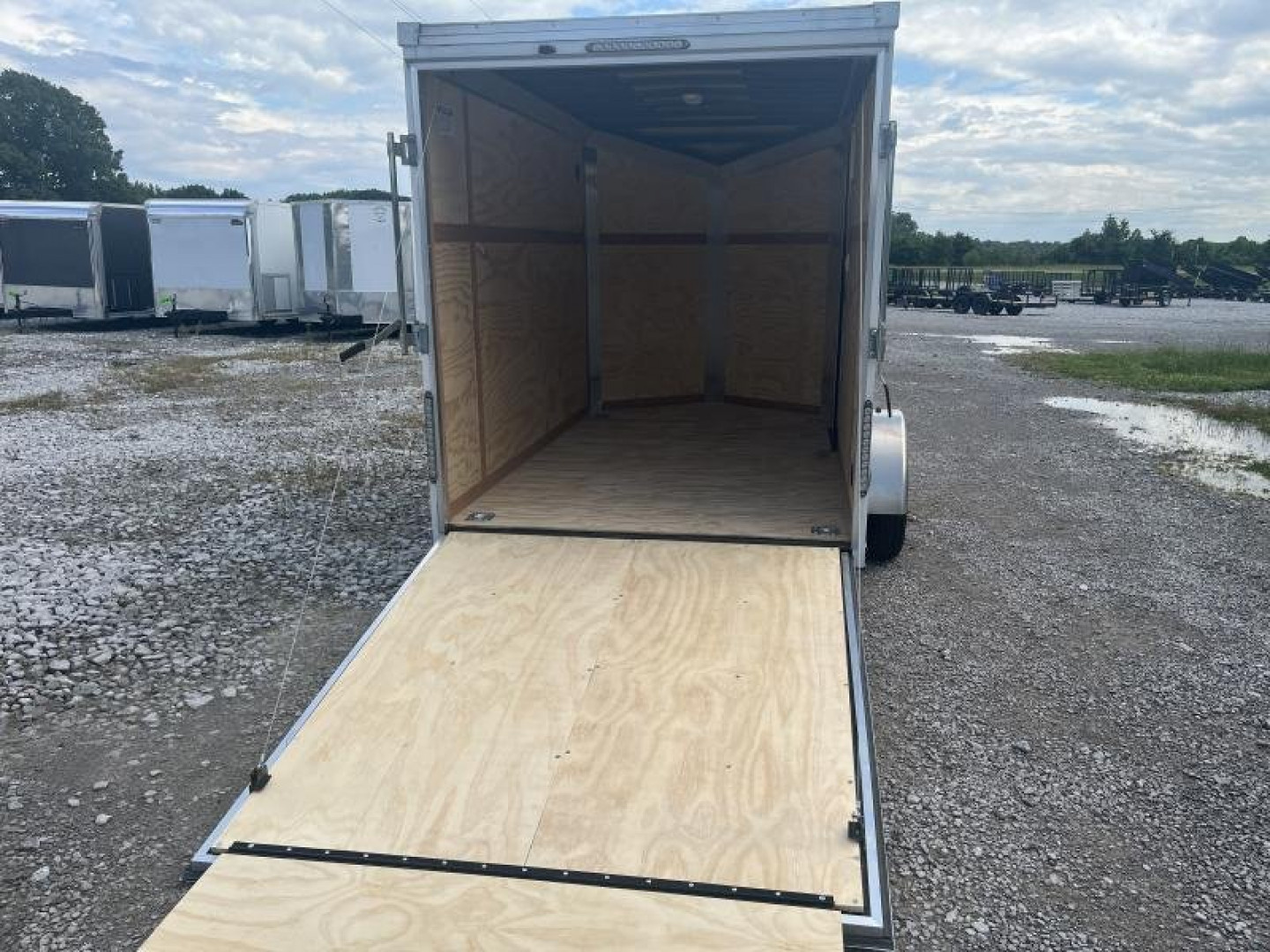 New 2024 United Trailers UJ-610SA30 Cargo / Enclosed Trailer