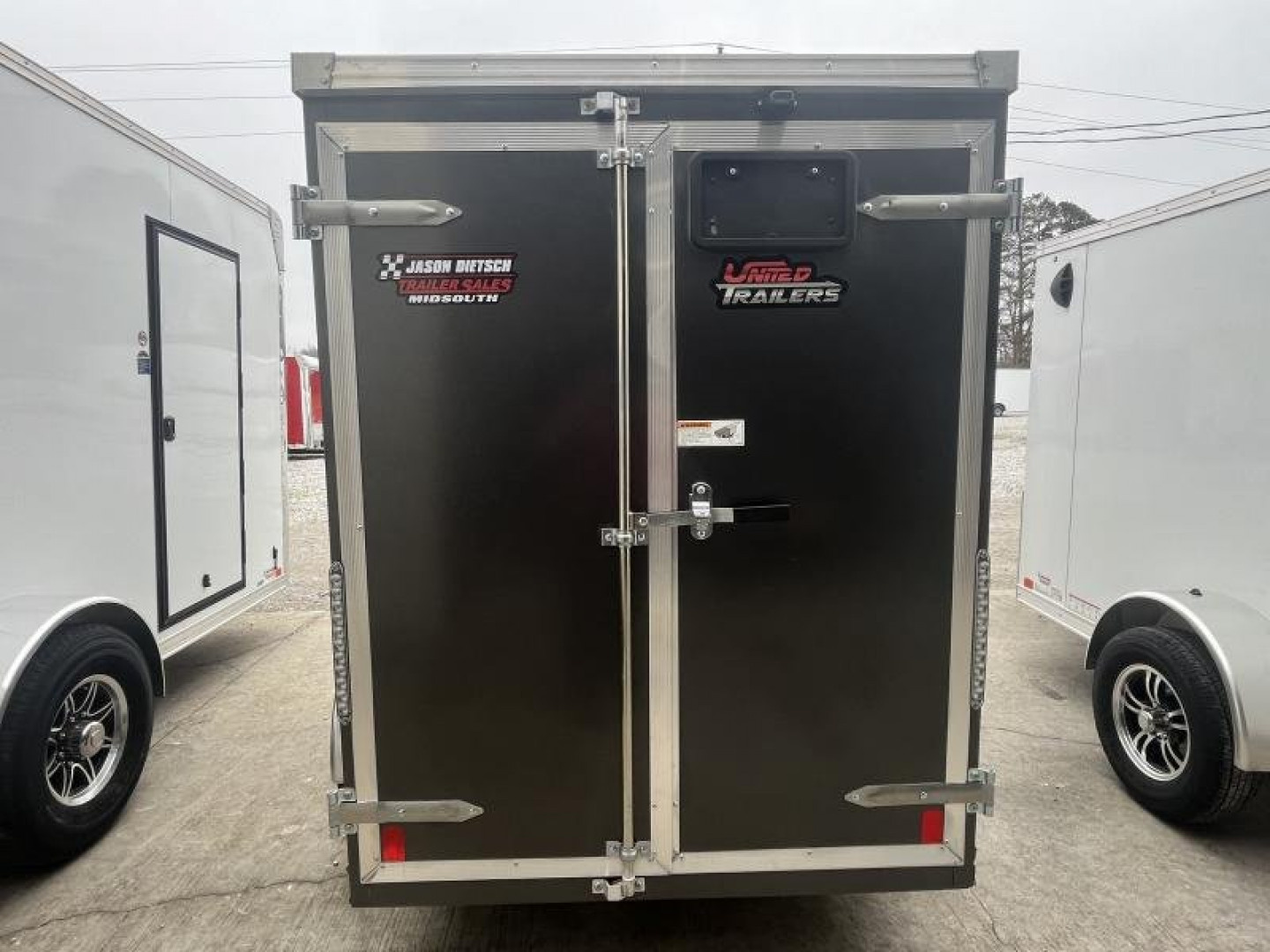 New 2024 United Trailers UJ-58SA30 Cargo / Enclosed Trailer