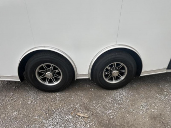 New 2024 United Trailers UXT-8.516TA52 Cargo / Enclosed Trailer