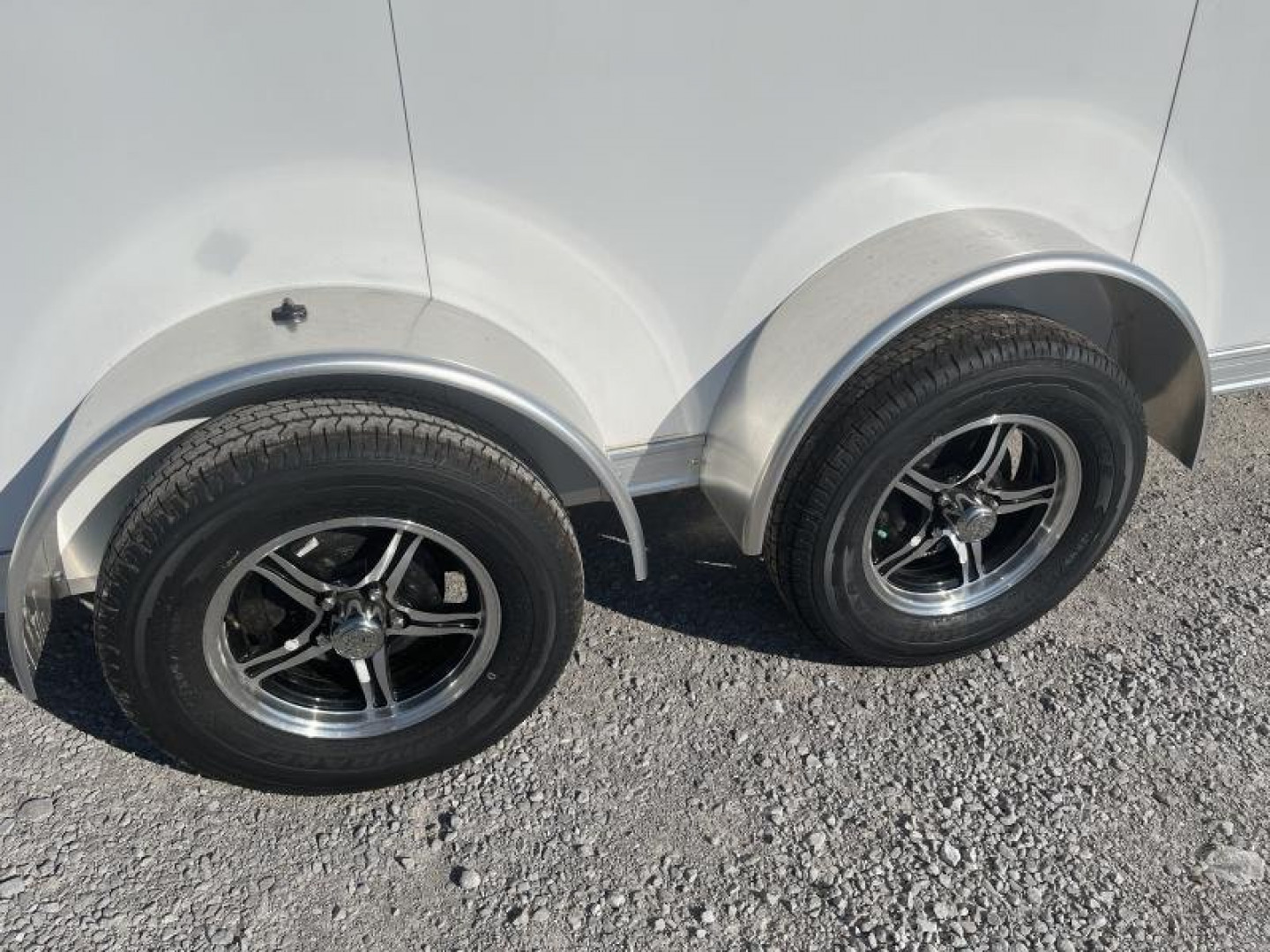 New 2024 United Trailers UATV-714TA35-8.5 ALL ALUMINUM Cargo / Enclosed Trailer