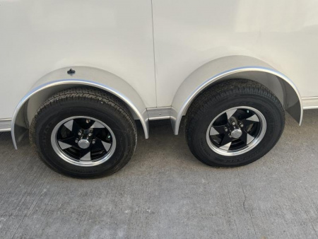 New 2024 United Trailers UJ-716TA35-8.5 Cargo / Enclosed Trailer