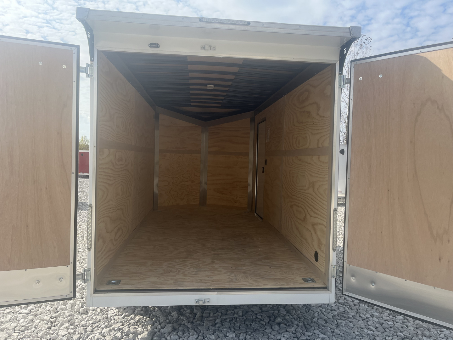 New 2024 United Trailers UJ-714TA35-8.5 Cargo / Enclosed Trailer
