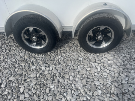 New 2024 United Trailers UJ-714TA35-8.5 Cargo / Enclosed Trailer