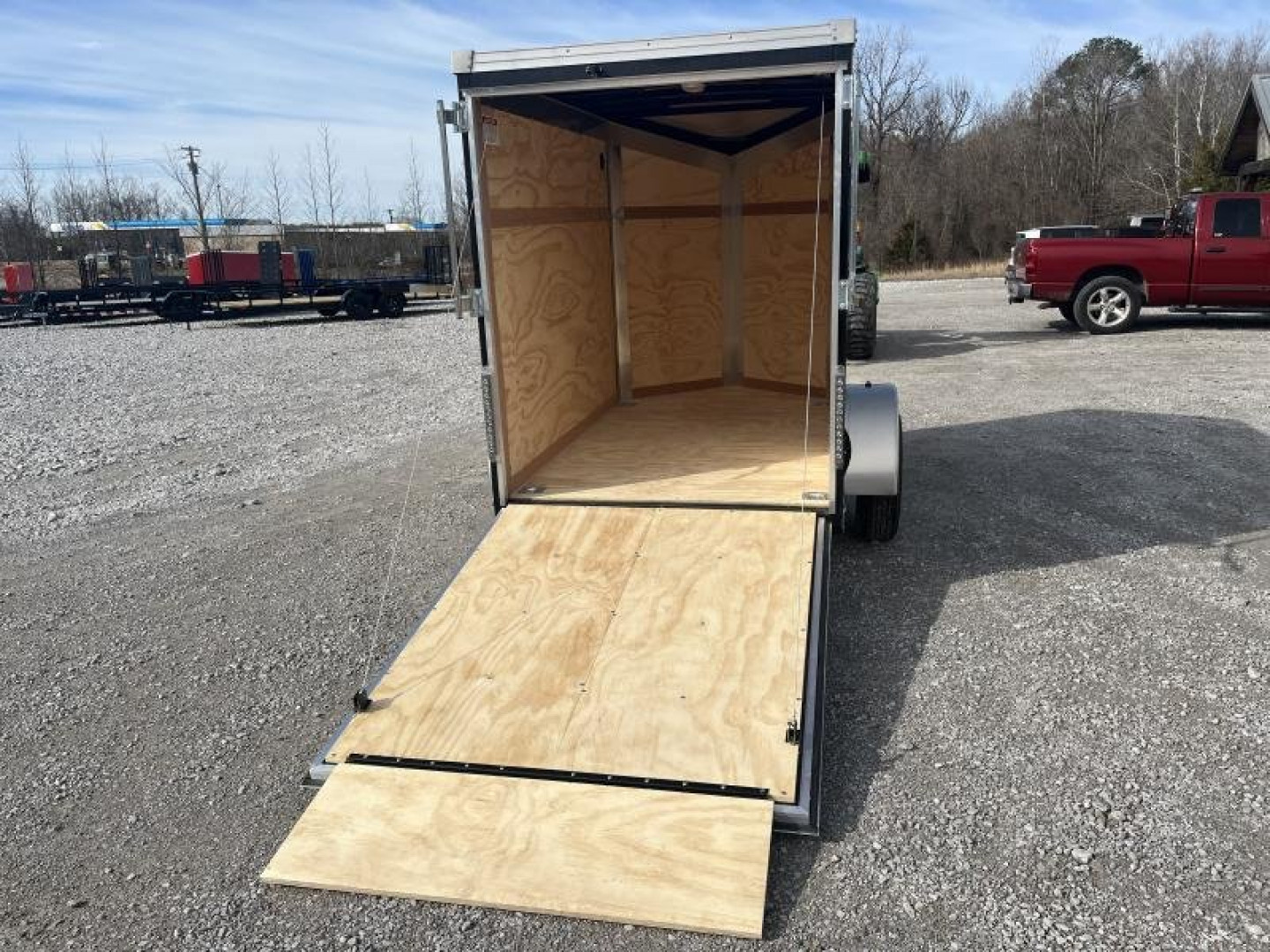 New 2024 United Trailers UJ-58SA30 Cargo / Enclosed Trailer