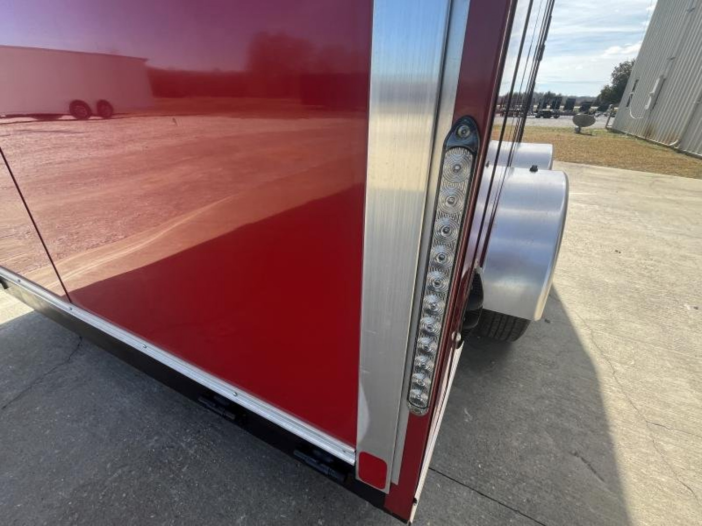 New 2024 United Trailers UJ-714TA35-8.5 Cargo / Enclosed Trailer