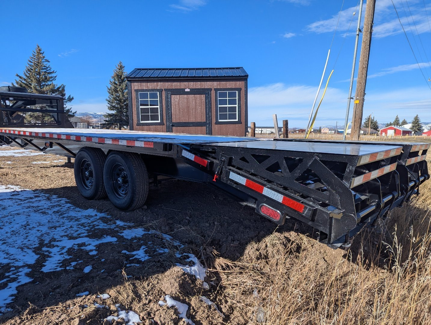 New 2025 Dutton Trailers 8.5x26' Gooseneck