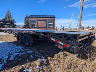 New 2025 Dutton Trailers 8.5x26' Gooseneck