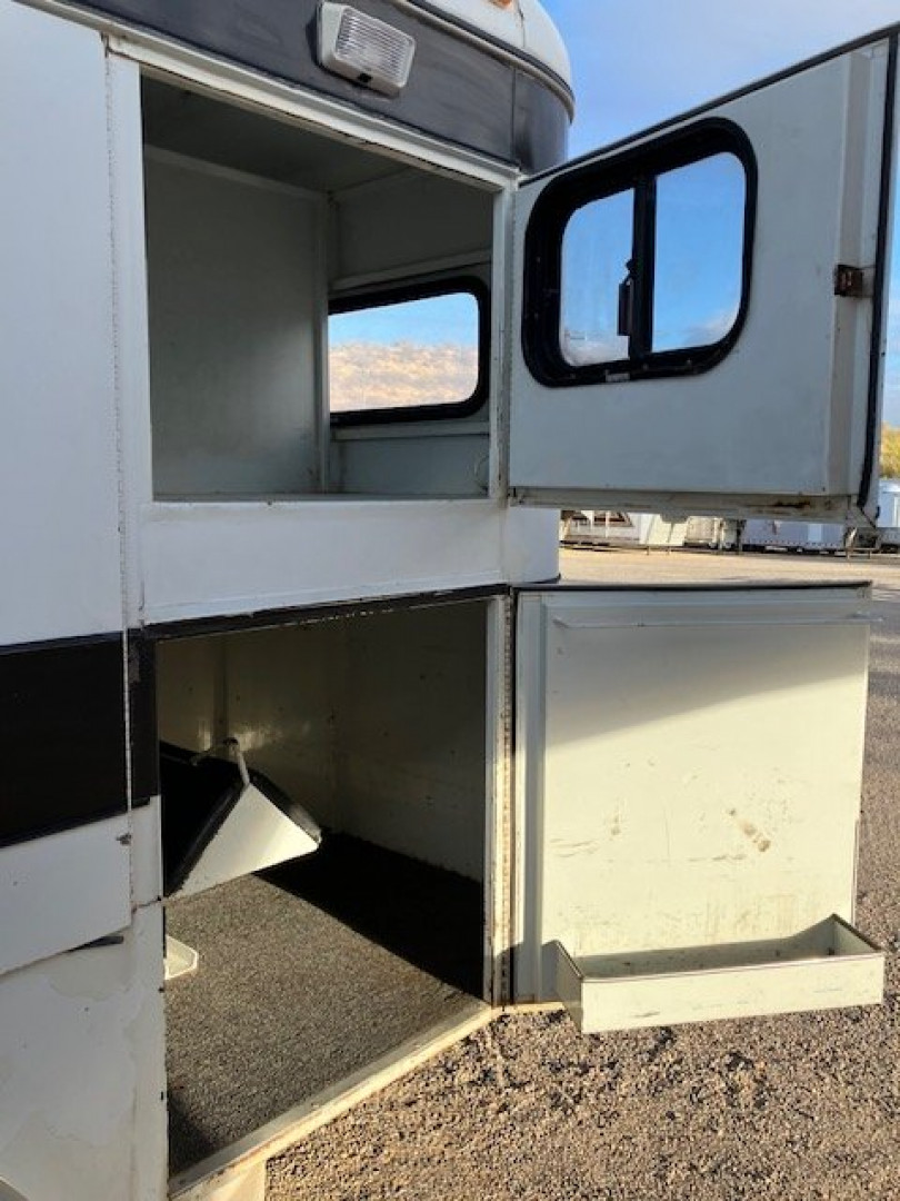 Used 1994 Charmac Trailers 2 Horse Consignment