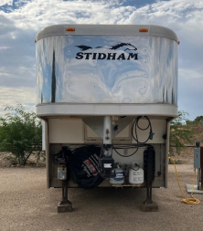 Used 2006 Stidham Trailer Horse Trailer w/ L/Q