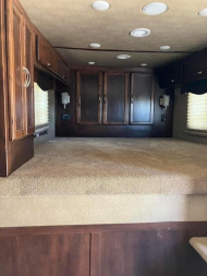 Used 2019 Featherlite 9821- Consignment Horse Trailer