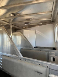 Used 2019 Featherlite 9821- Consignment Horse Trailer