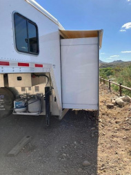 Used 2019 Featherlite 9821- Consignment Horse Trailer