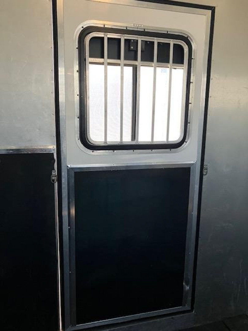 Used 2004 Kiefer Built Horse Trailer- Consignment