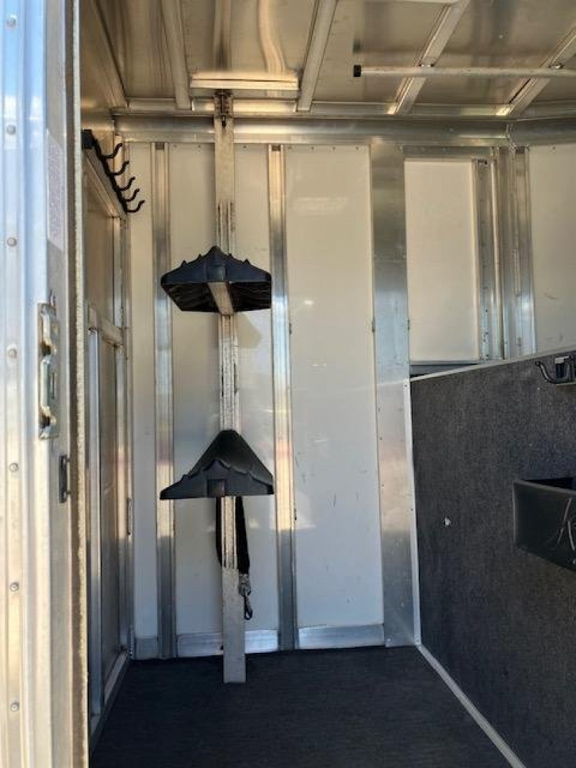 Used 2004 Kiefer Built Horse Trailer- Consignment