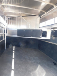 New 2025 Maverick Trailers Lite 2H Horse Trailer