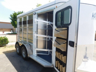New 2025 Maverick Trailers Lite 2H Horse Trailer
