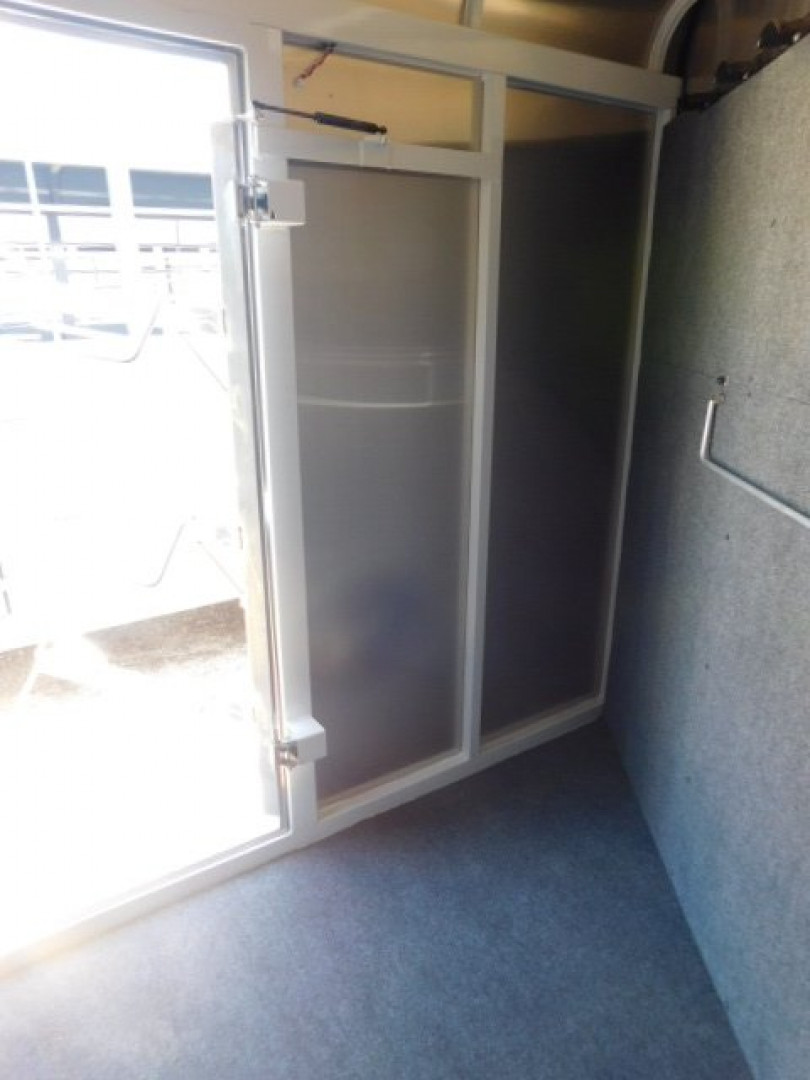 New 2025 Maverick Trailers 3H GN Horse Trailer