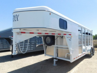 New 2025 Maverick Trailers 3H GN Horse Trailer