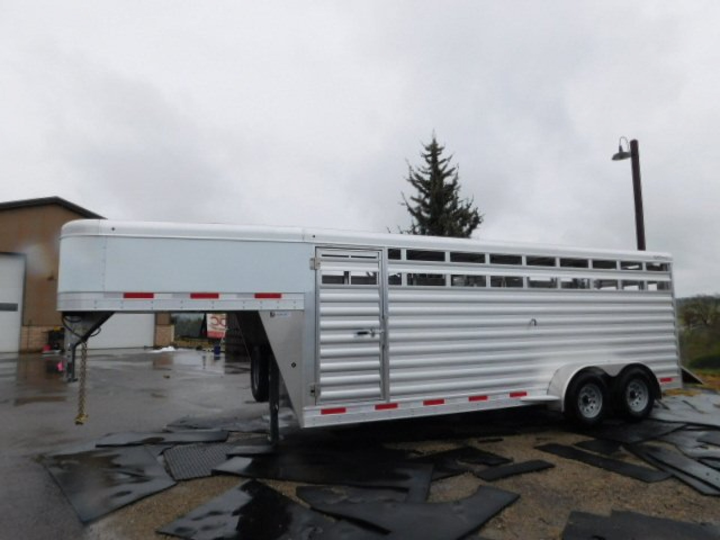 New Exiss Trailers STK 6820 20' Stock GN