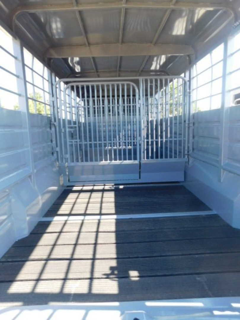 New 2025 Swift Built Trailers 20' Stock GN