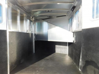 New 2023 Exiss Trailers 2H BP - SS Horse Trailer