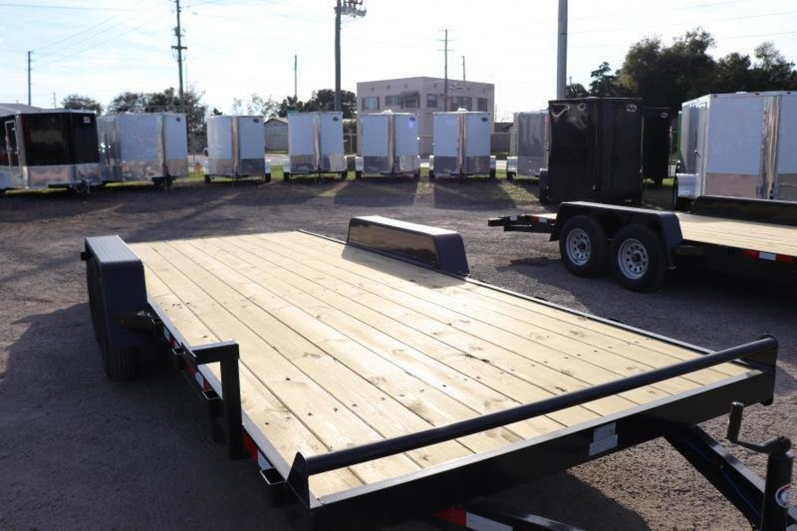New 202 Down 2 Earth Trailers 82X18 CAR HAULER