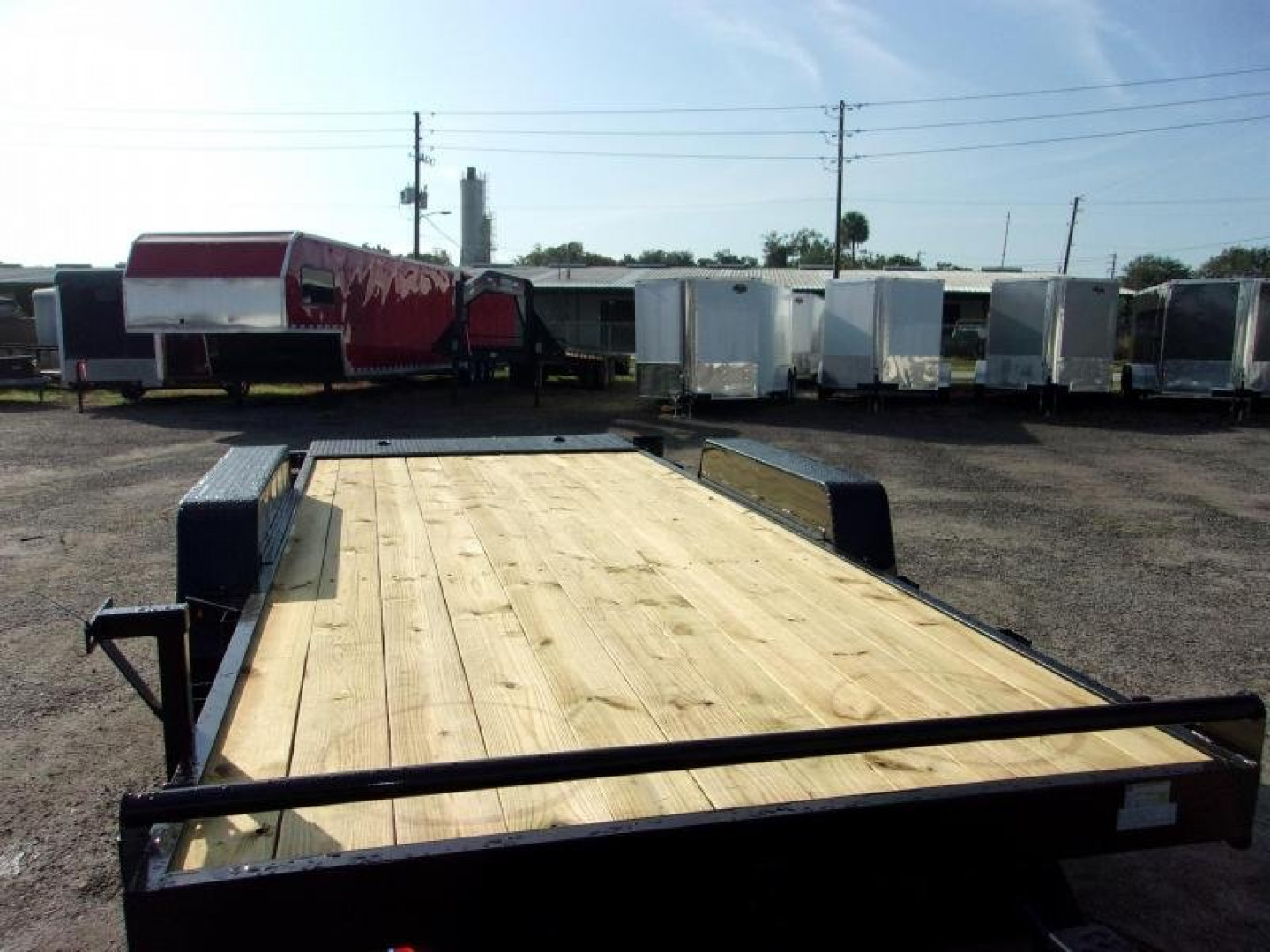 New 2024 Down 2 Earth Trailers 82X20 TILT