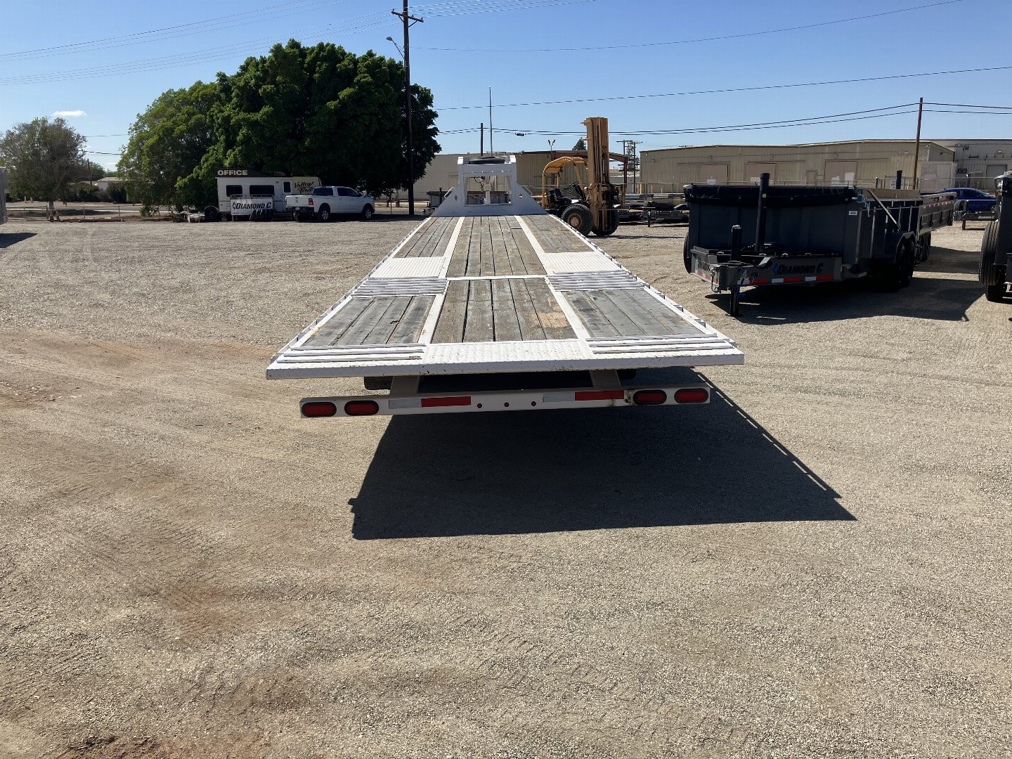 Used 2022 Diamond C Trailers FMAX 212 44X102 Gooseneck