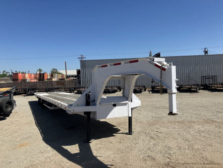 Used 2022 Diamond C Trailers FMAX 212 44X102 Gooseneck