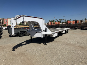 Used 2022 Diamond C Trailers FMAX 212 44X102 Gooseneck