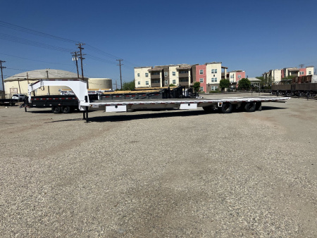 Used 2022 Diamond C Trailers FMAX 212 44X102 Gooseneck