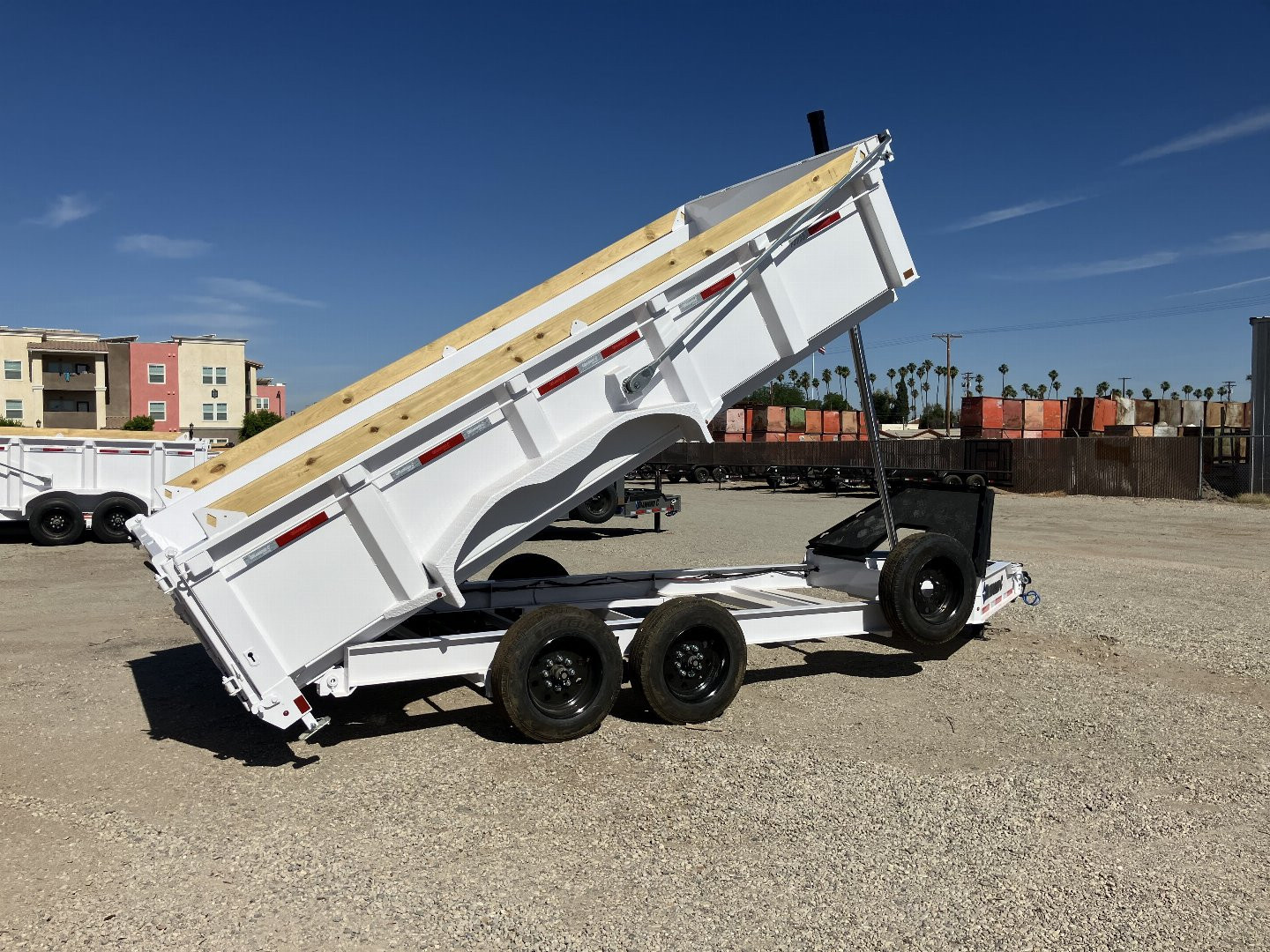 New 2025 Diamond C Trailers LPT 207 16X82X32 Dump Trailer