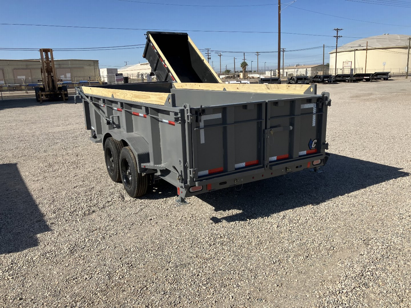 New 2025 Diamond C Trailers LPT 207 16X82X32 Dump Trailer