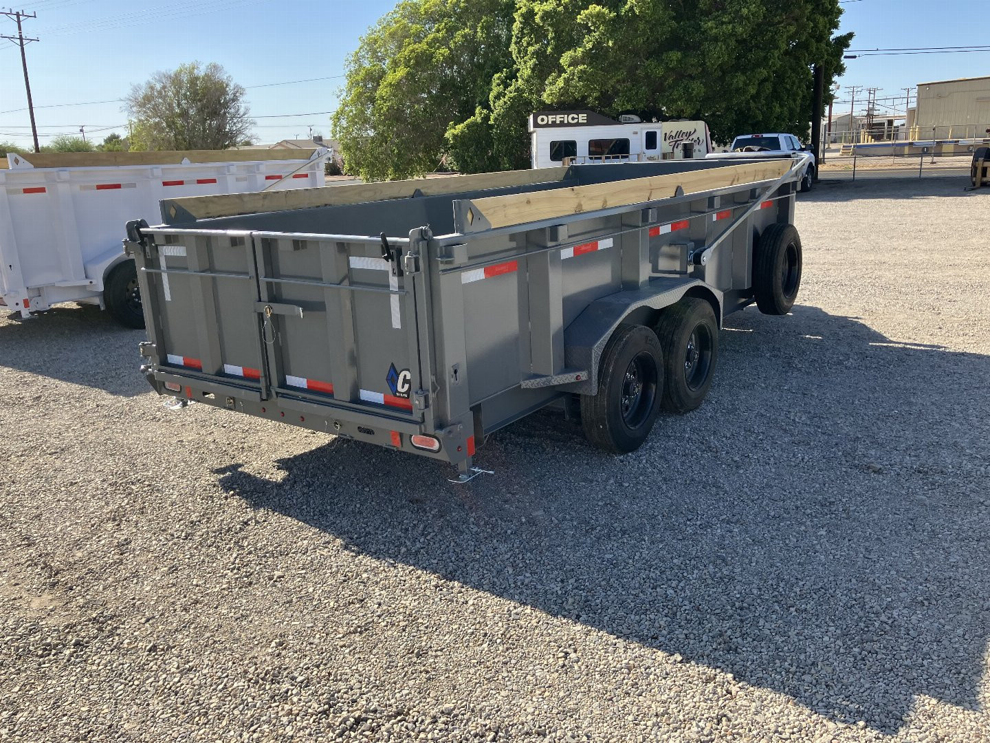 New 2025 Diamond C Trailers LPT 207 16X82X32 Dump Trailer