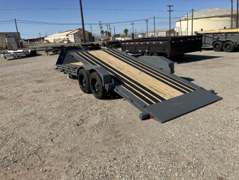 New 2025 Diamond C Trailers HDT207 22X82 EQUIPMENT TRAILER