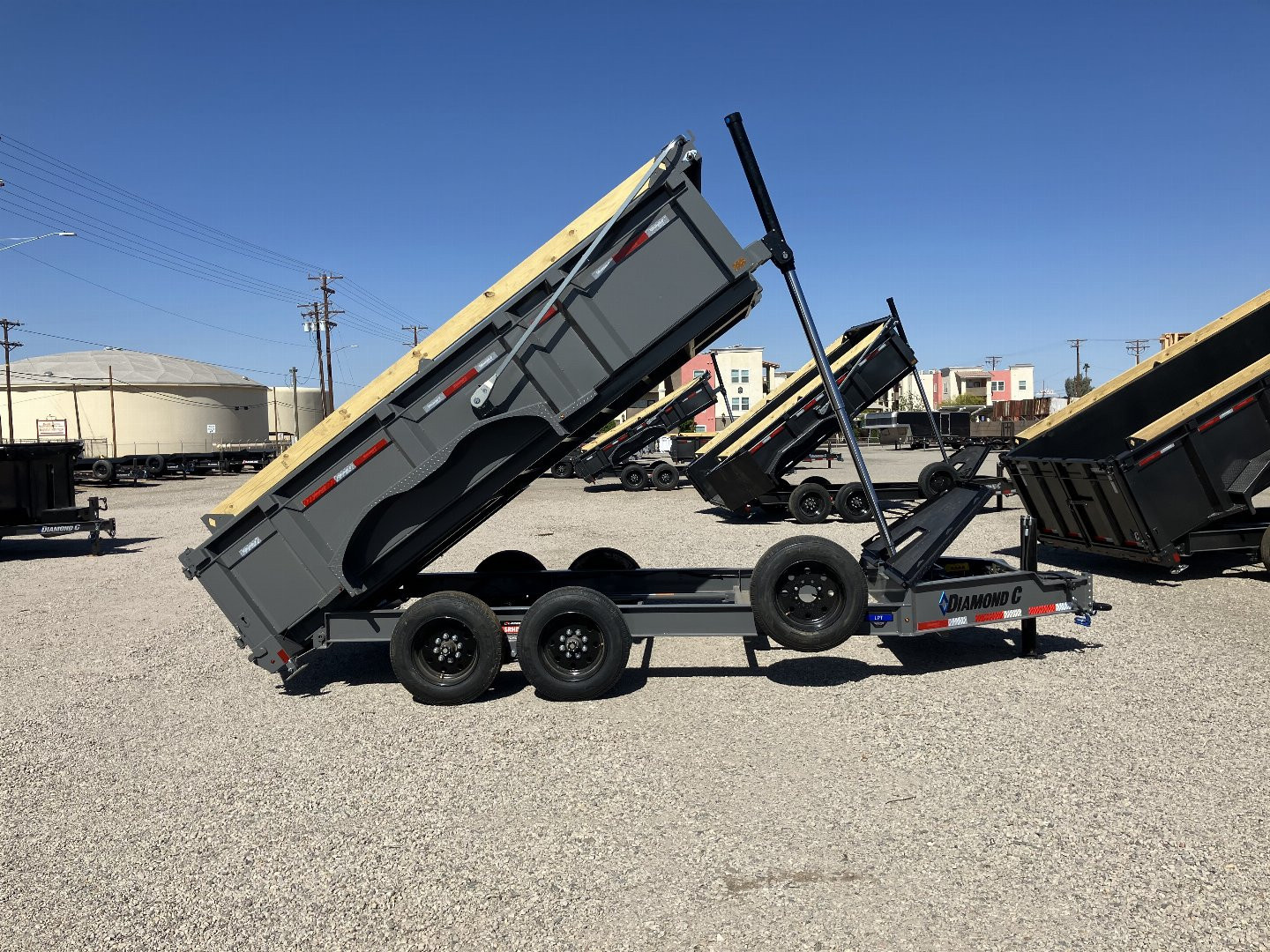 New 2025 Diamond C Trailers LPT 207 14X82X32 Dump Trailer