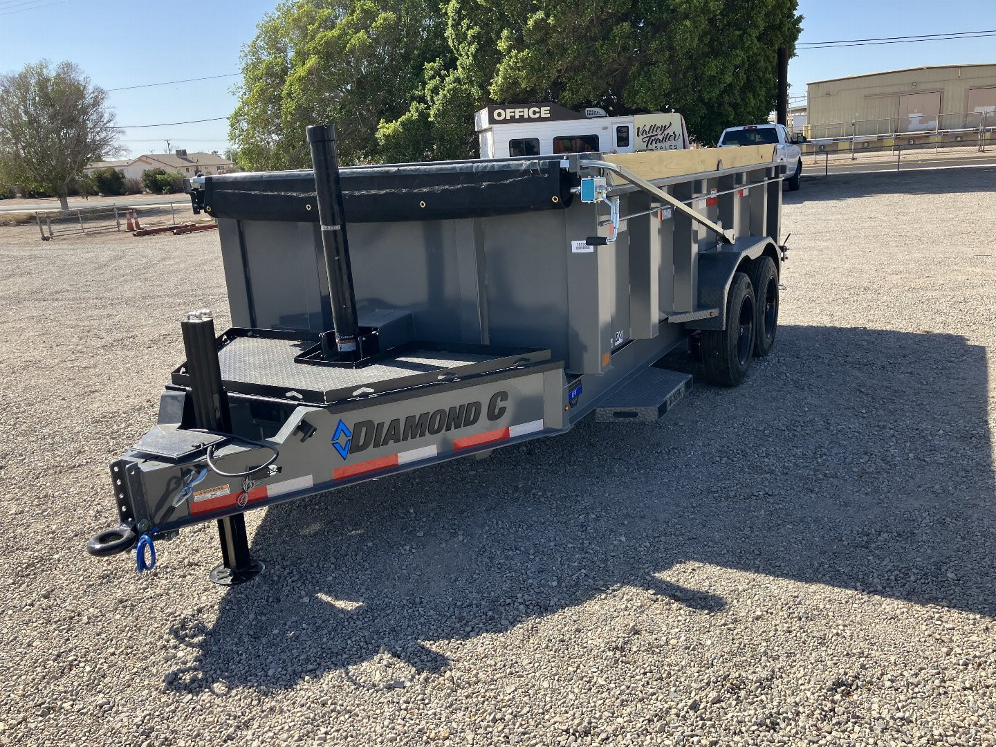 New 2025 Diamond C Trailers LPT 207 14X82X32 Dump Trailer