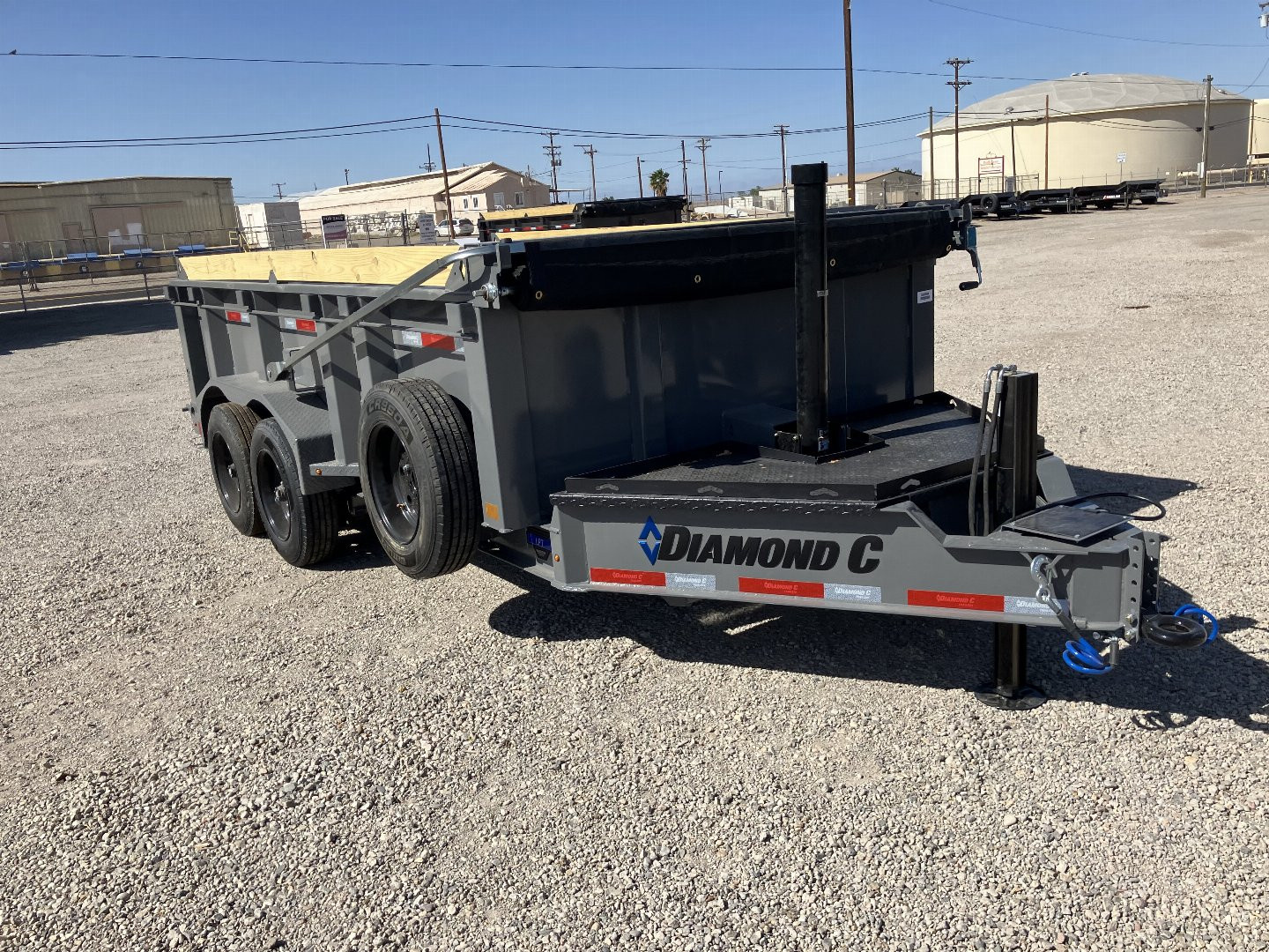 New 2025 Diamond C Trailers LPT 207 14X82X32 Dump Trailer