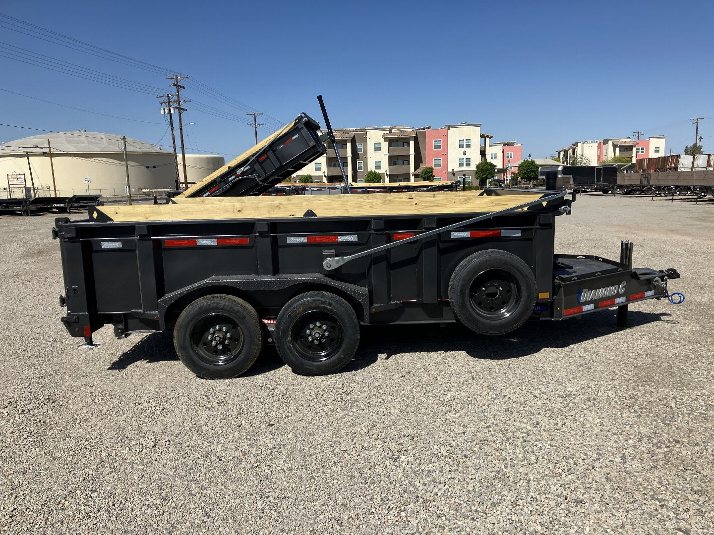 New 2025 Diamond C Trailers LPT 207 14X82X32 Dump Trailer