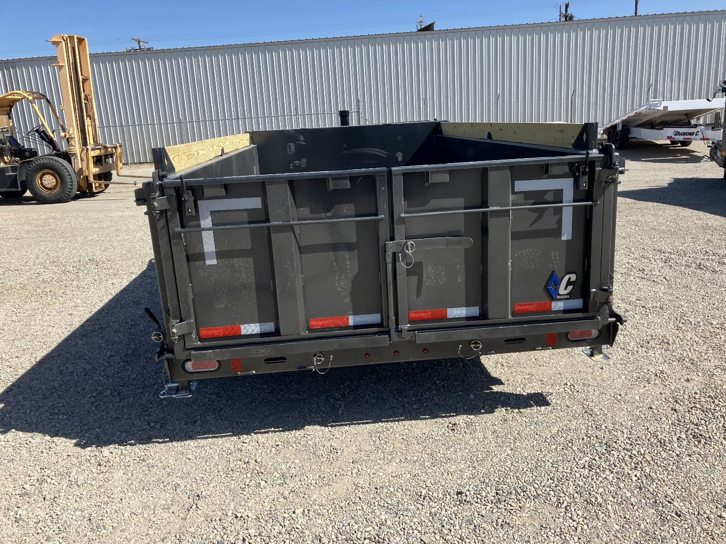 New 2025 Diamond C Trailers LPT 207 14X82X32 Dump Trailer